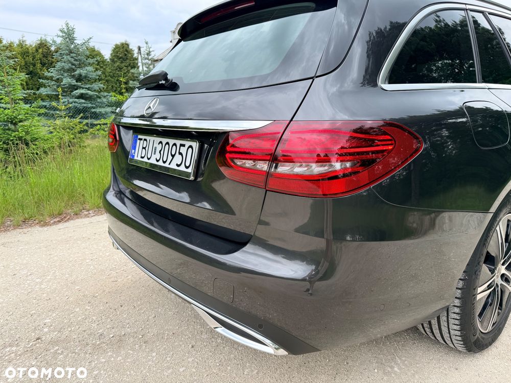 Mercedes-Benz Klasa C 220 d 4Matic 9G-TRONIC Avantgarde - 9