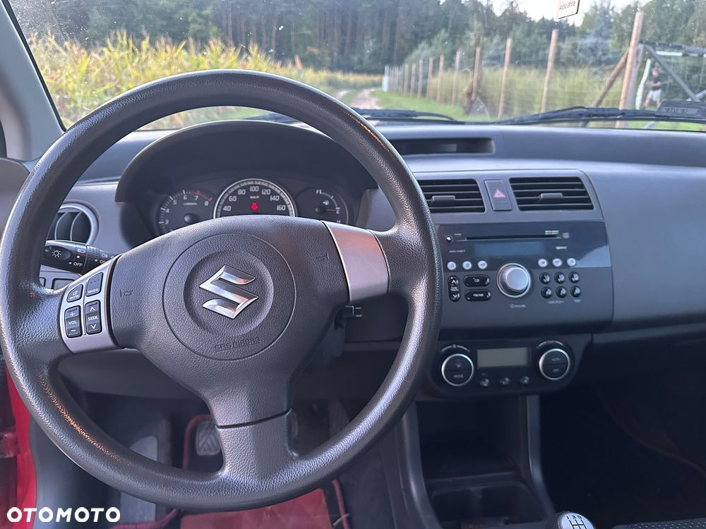 Suzuki Swift - 13