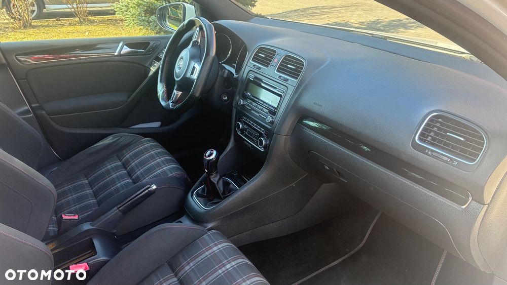 Volkswagen Golf 2.0 GTI - 20