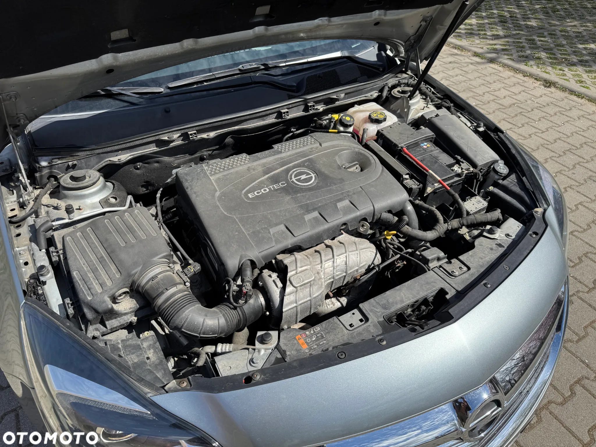 Opel Insignia - 17