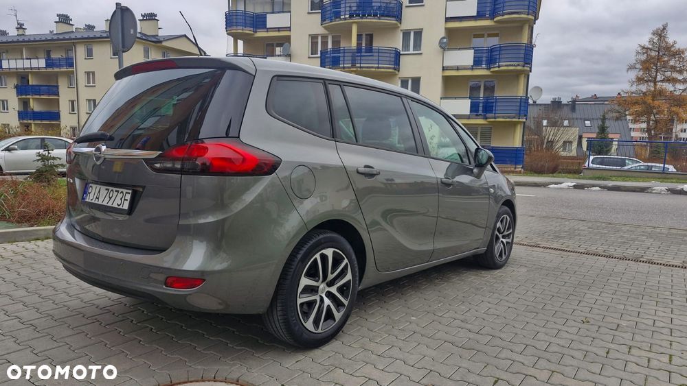 Opel Zafira - 3