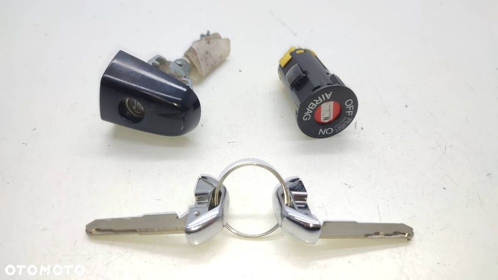 KLUCZYK GROT WKŁADKA DRZWI HONDA CR-V IV - 2