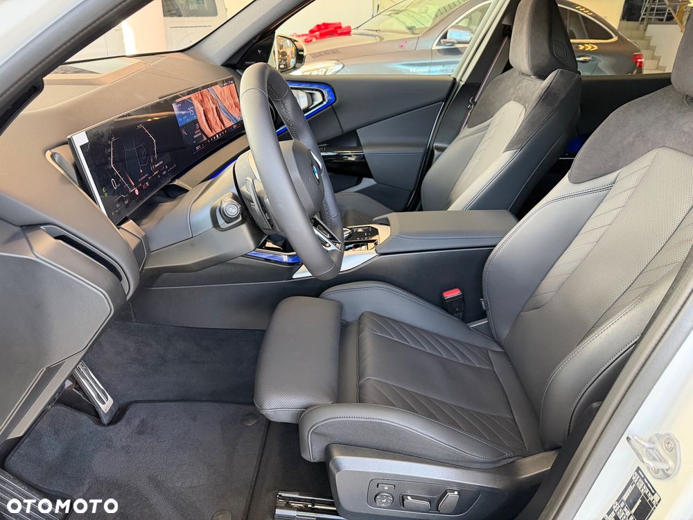 BMW X3 xDrive20 mHEV - 21