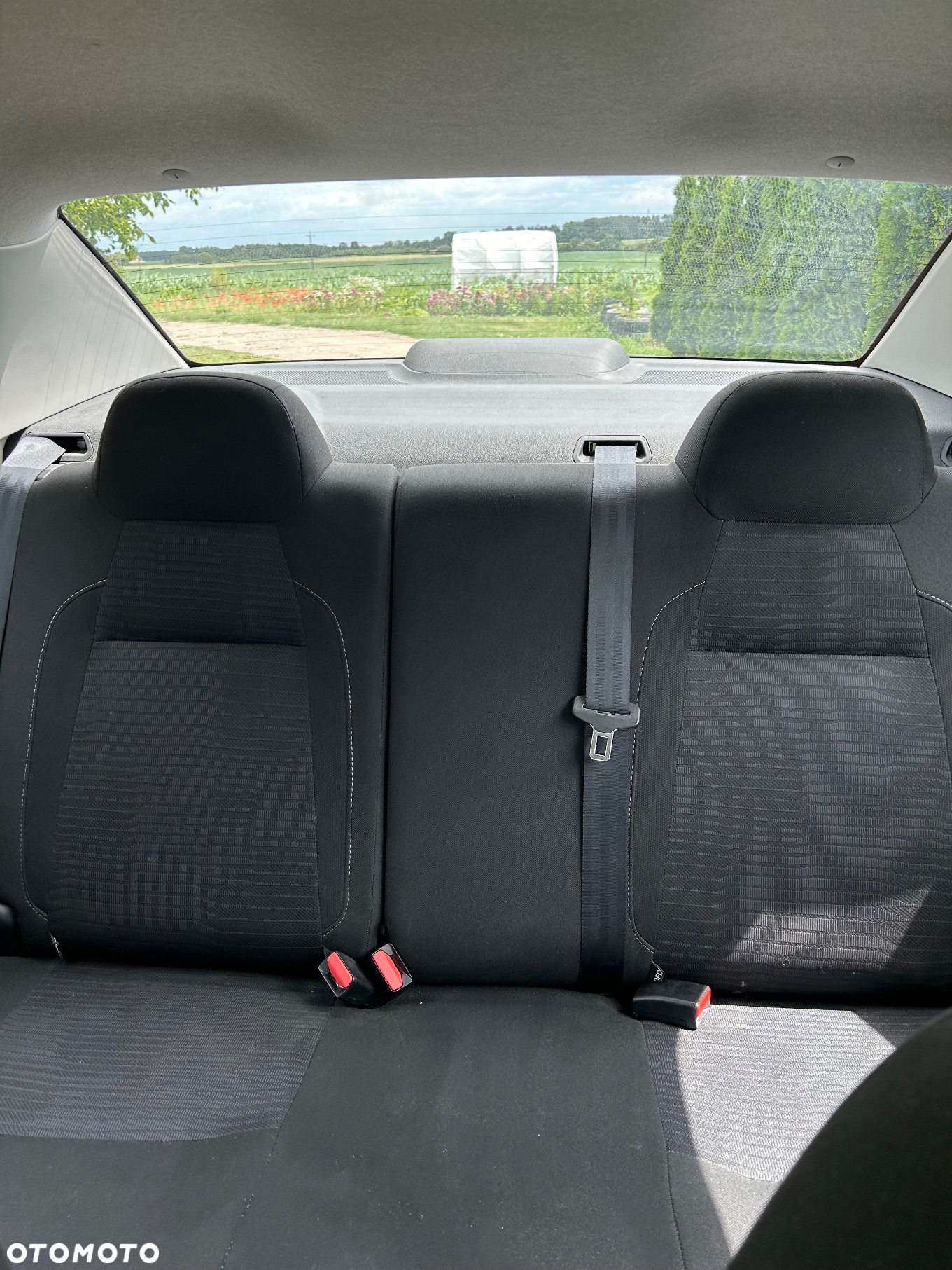Peugeot 301 1.2 Pure Tech Active - 14