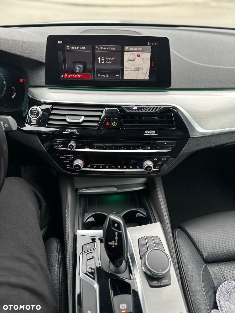 BMW Seria 5 520d M Sport Edition - 14