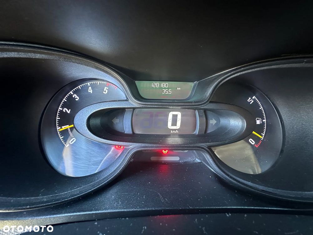 Opel Vivaro - 15