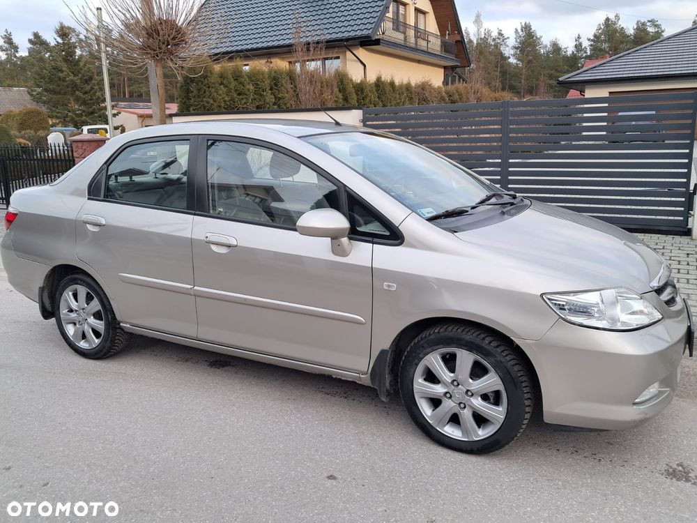 Honda City 1.4 Comfort - 4