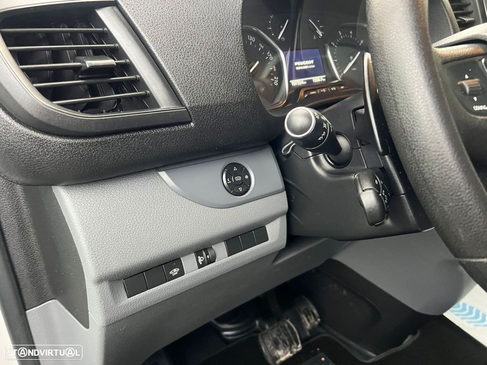 Peugeot Expert 2.0 BlueHDi L2H1 Premium Standard EAT8 - 25