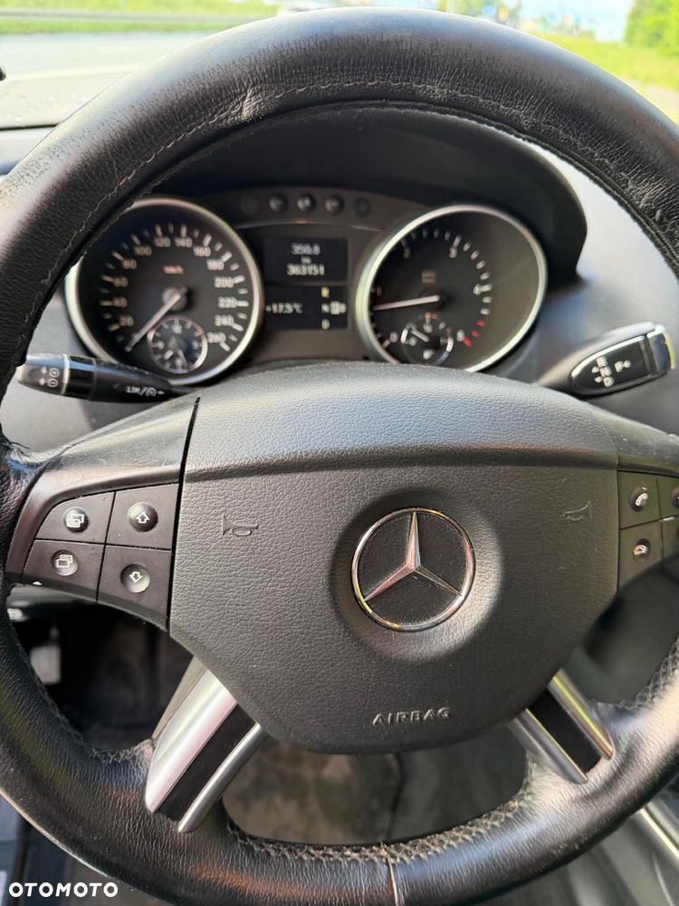 Mercedes-Benz ML - 6