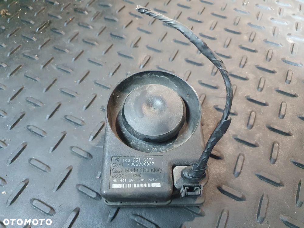 SYRENA SYGNAŁ DZWIĘKOWY KLAKSON AUDI A4 B8 A5 8T 1K0951605C  POSIADAM 2 SZT - 3