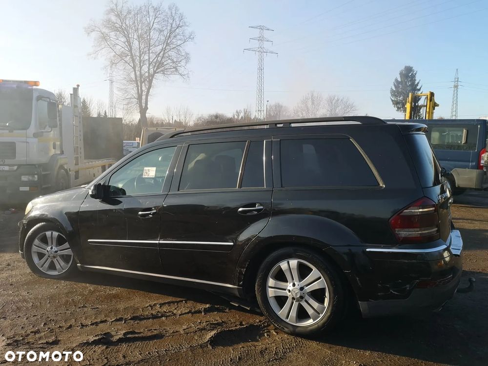 Mercedes-Benz GL 320 CDI 4Matic 7G-TRONIC - 30