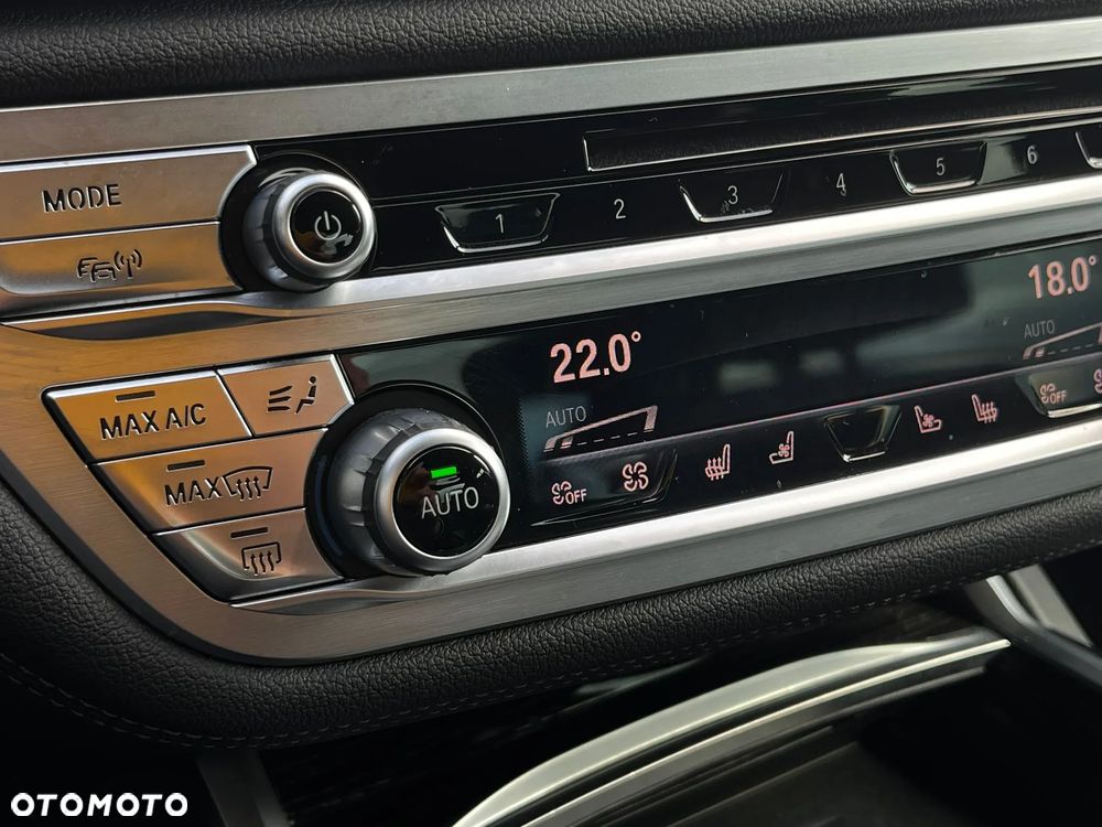 BMW Seria 7 730d xDrive - 21