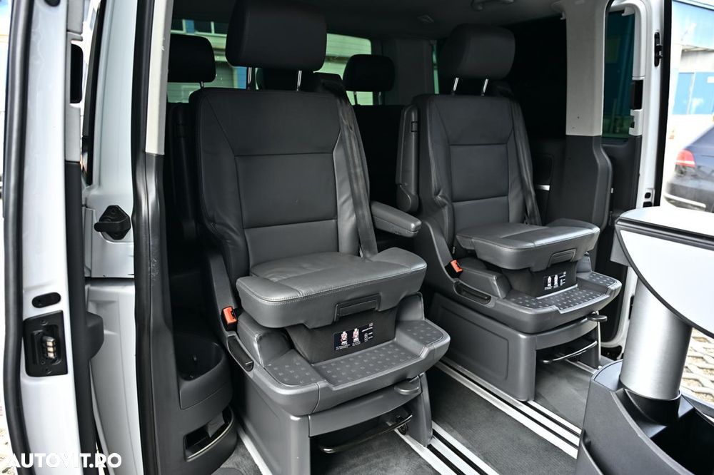 Volkswagen Multivan - 21