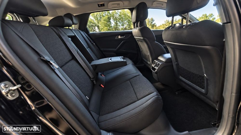 Peugeot 508 SW 1.6 e-HDi Active 2-Tronic 105g — fotografia 30