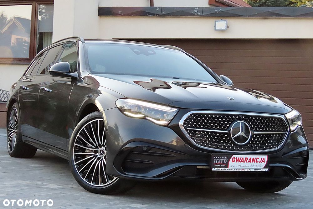 Mercedes-Benz Klasa E 220 d 4Matic 9G-TRONIC AMG Line NIGHT Edition - 3