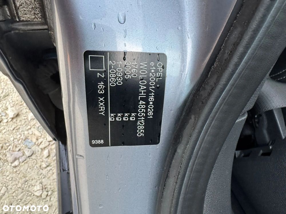 Opel Astra - 35