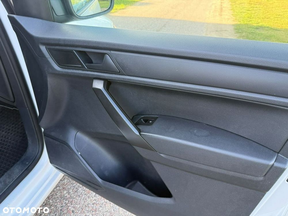 Volkswagen Caddy - 15