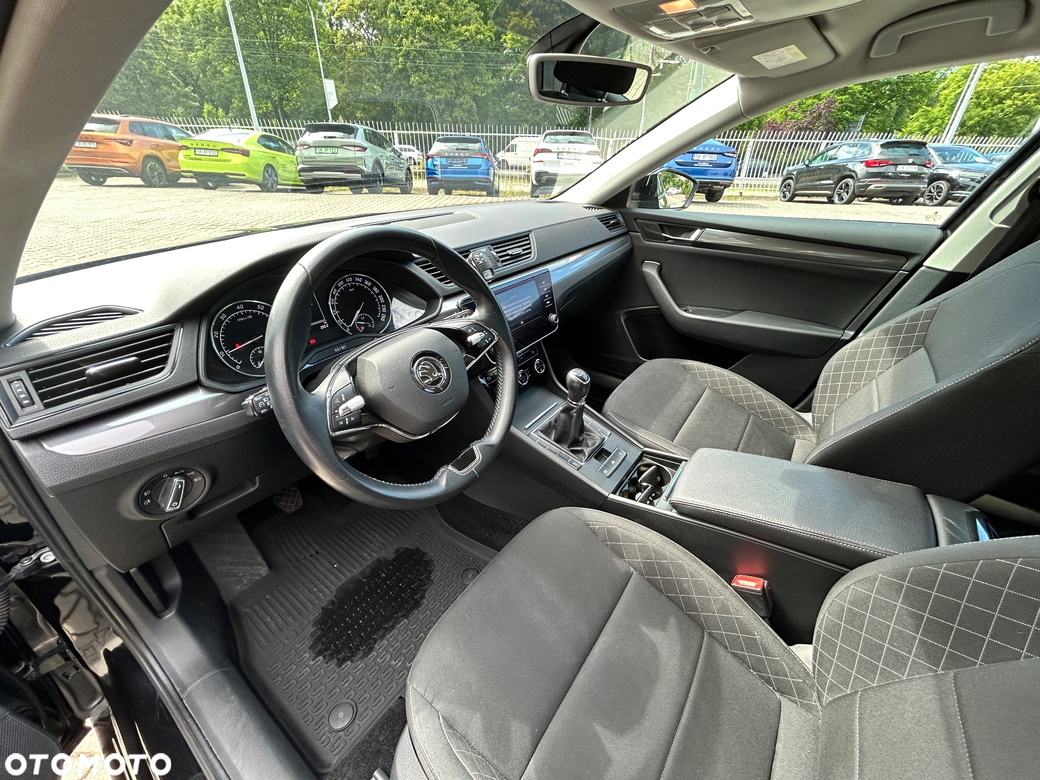 Skoda Superb 1.5 TSI ACT Active - 9