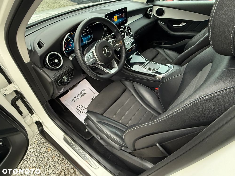 Mercedes-Benz GLC 200 d 4Matic 9G-TRONIC AMG Line - 26