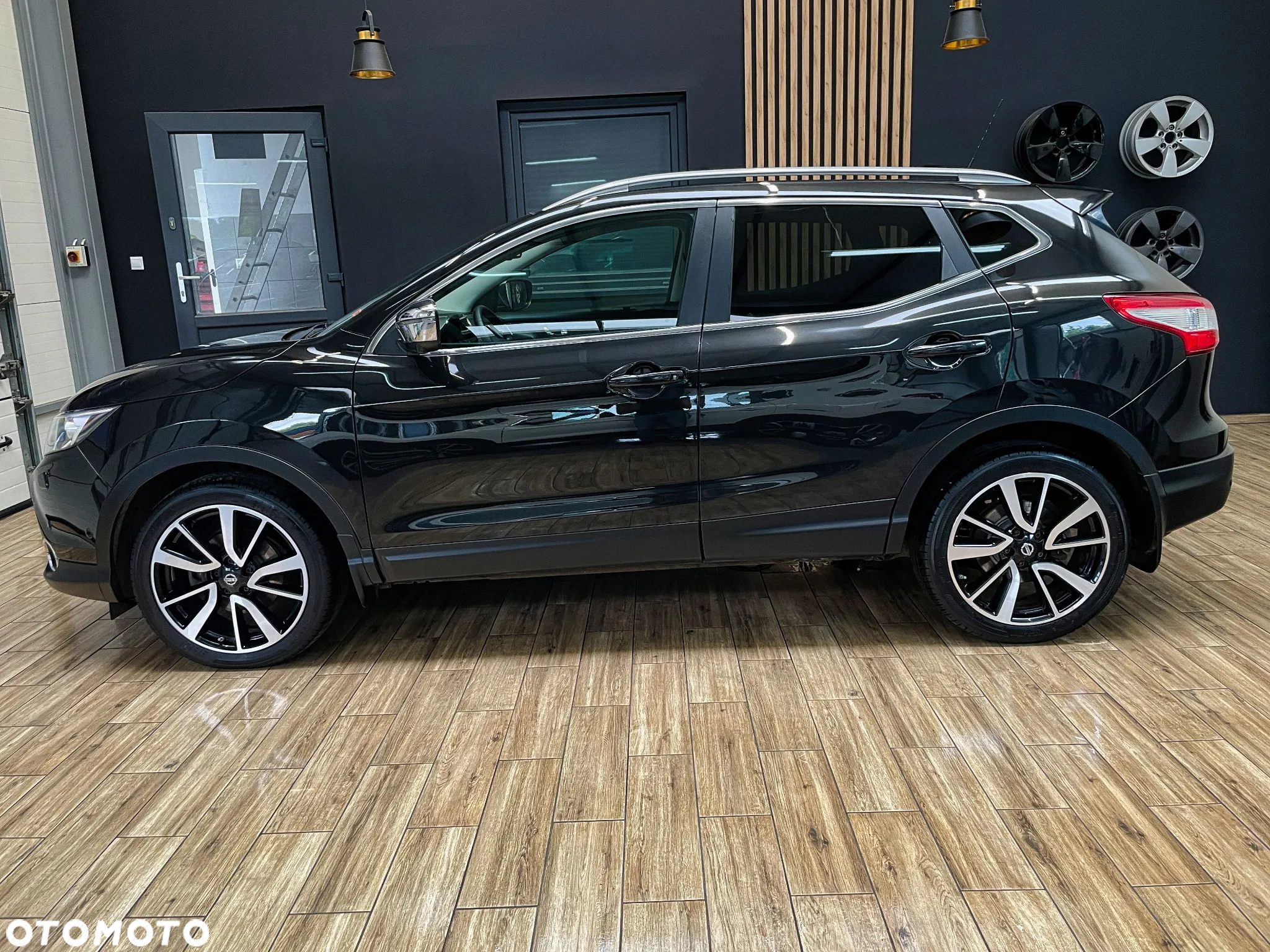Nissan Qashqai 1.6 DCi N-Connecta Xtronic - 11