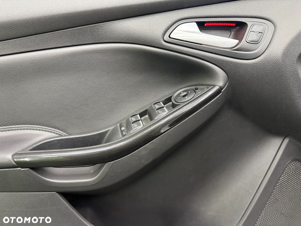 Ford Focus - 29