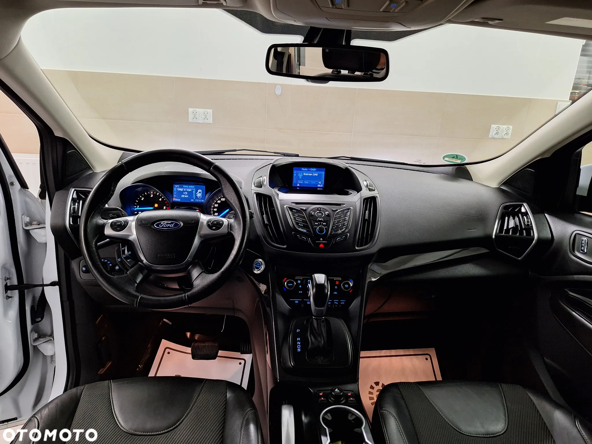 Ford Kuga 2.0 TDCi 4WD Titanium - 24