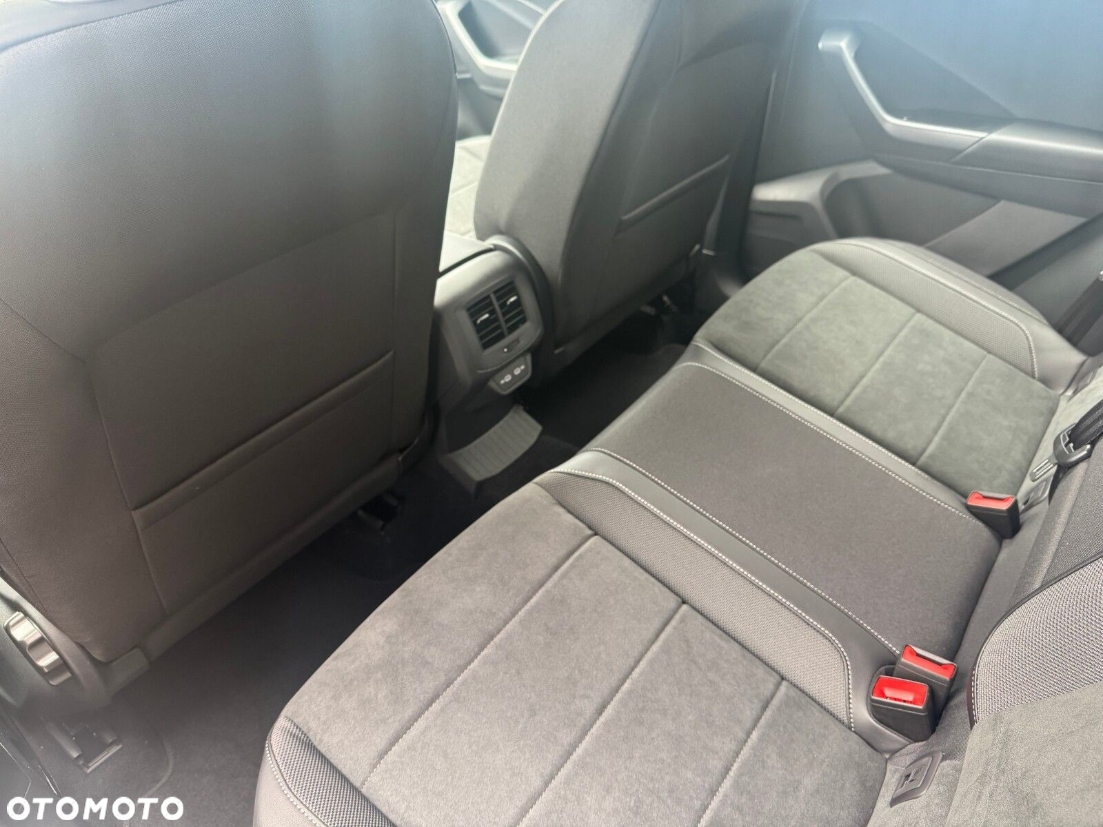 Volkswagen T-Roc 1.5 TSI Style DSG - 19