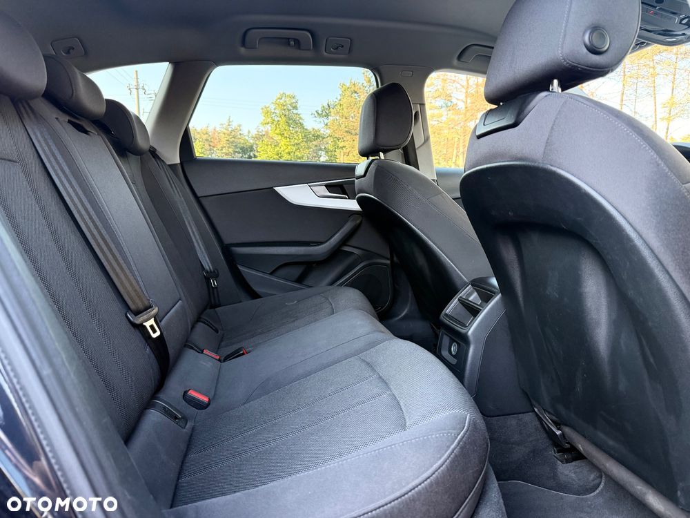 Audi A4 Avant - 19