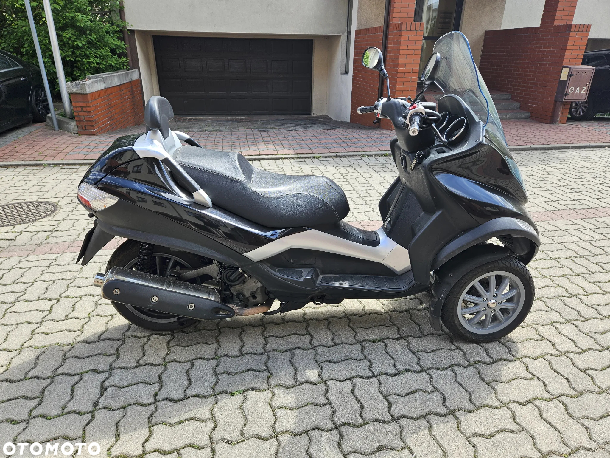 Piaggio MP-3 - 3