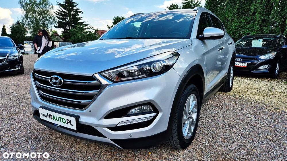 Hyundai Tucson 1.6 GDI BlueDrive GO 2WD - 27