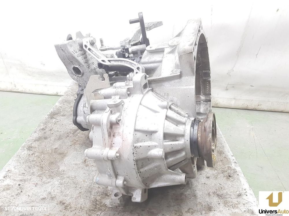 CAIXA VELOCIDADES VOLKSWAGEN GOLF VI 2010 -MDZ - 3