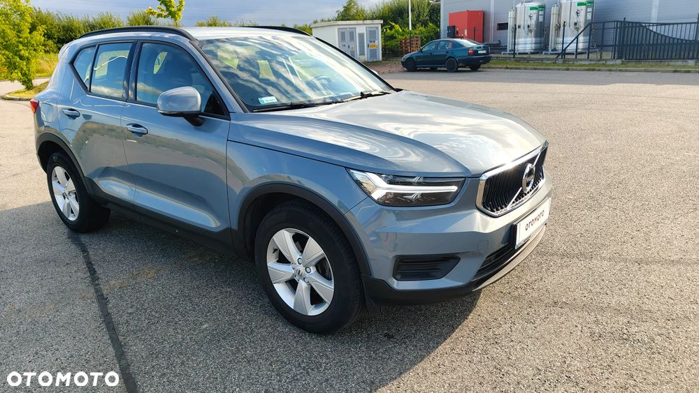 Volvo XC 40 T3 Momentum Core - 4