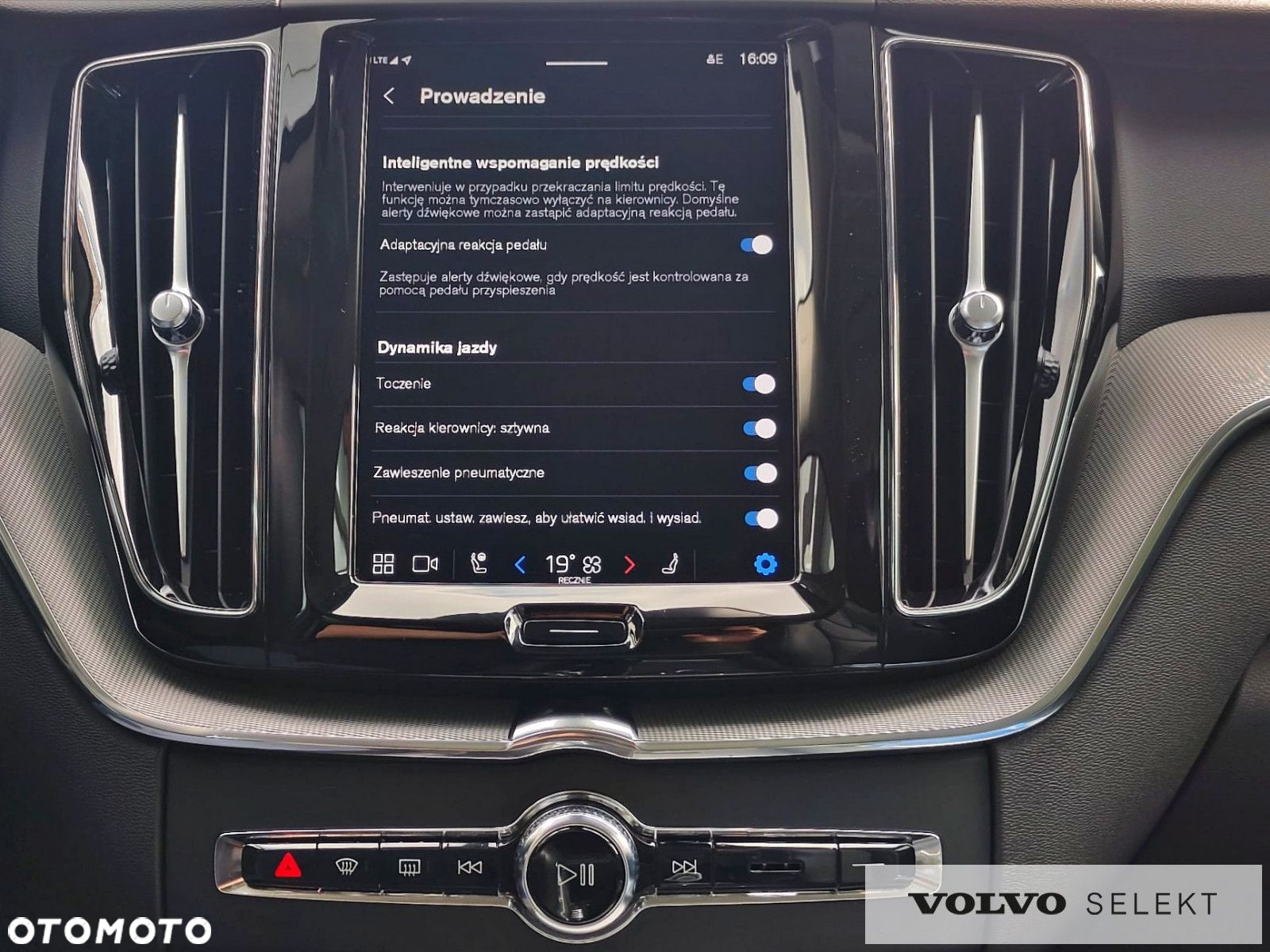 Volvo XC 60 - 26