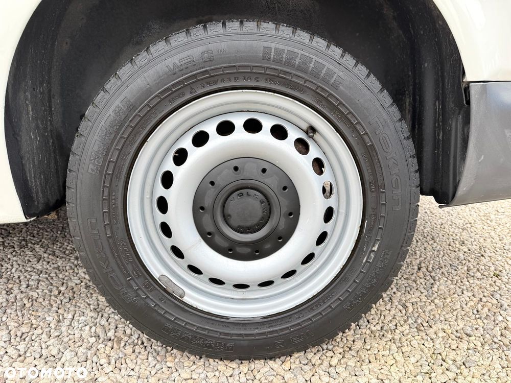 Volkswagen Transporter - 11