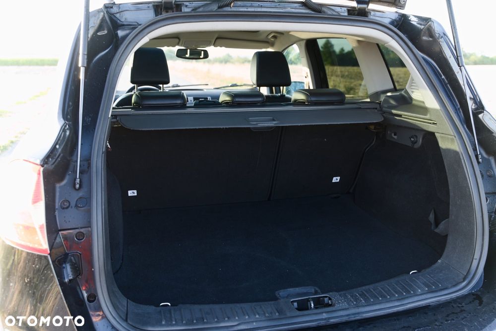 Ford Kuga - 14