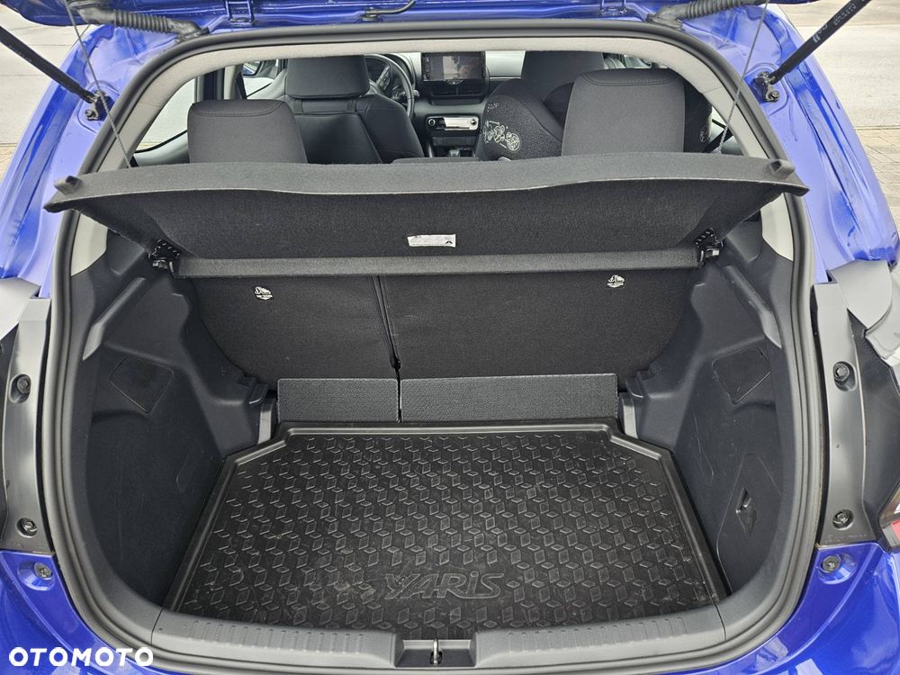 Toyota Yaris - 7