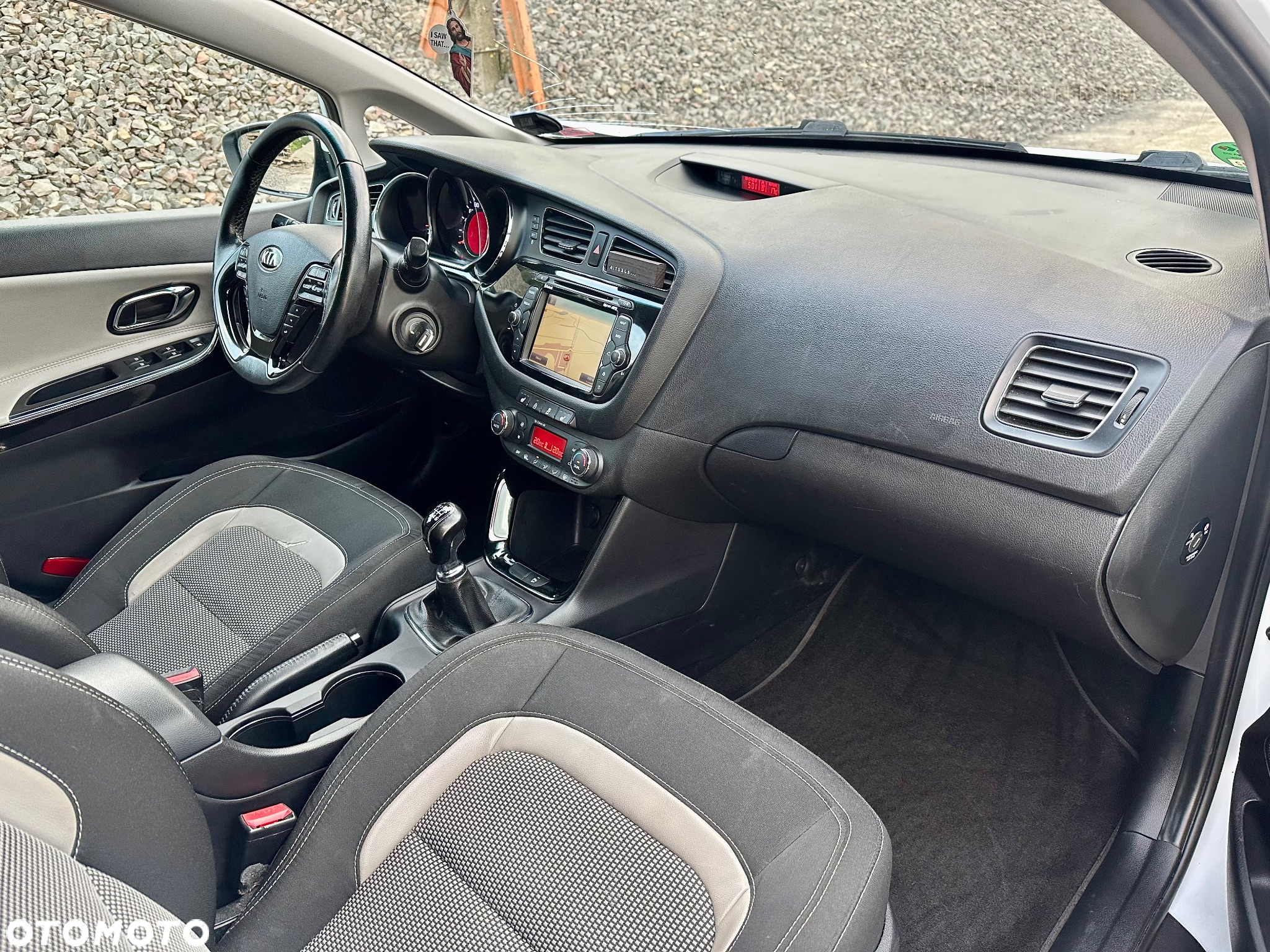 Kia Ceed 1.6 GDI ISG SW Platinum Edition - 8