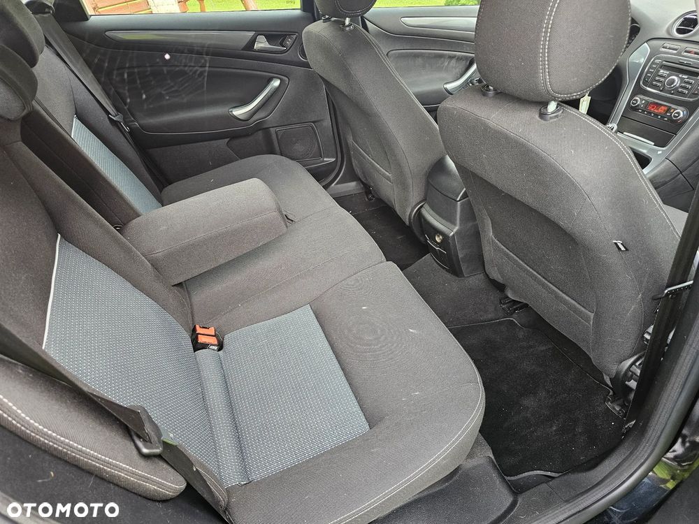 Ford Mondeo 1.6 T Titanium - 11