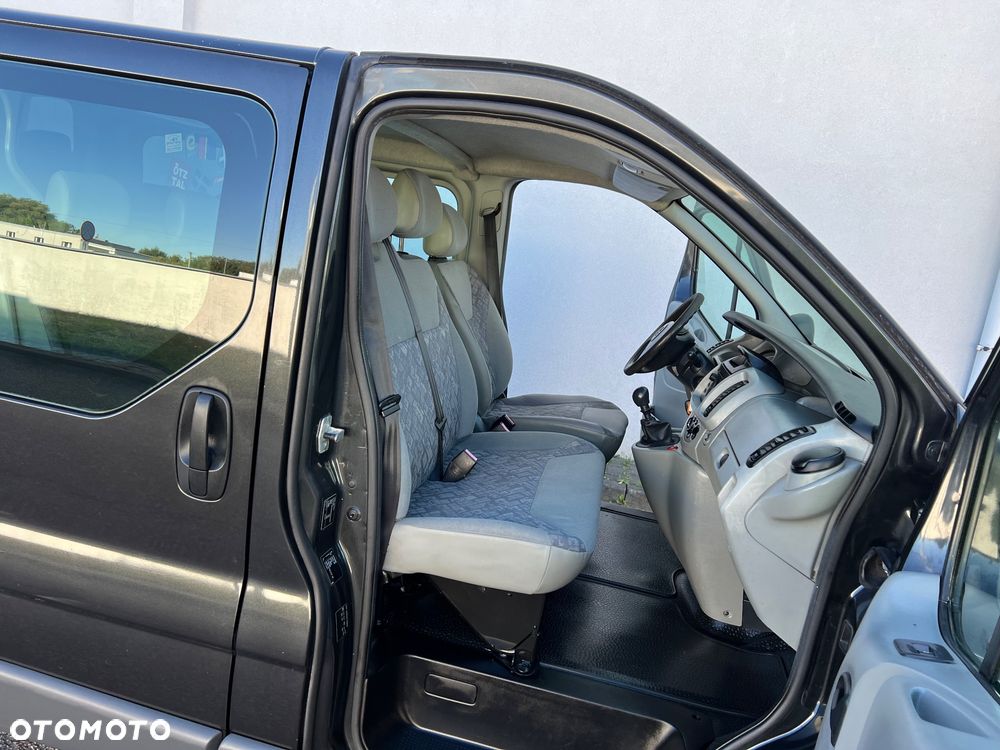 Opel Vivaro LONG - 20