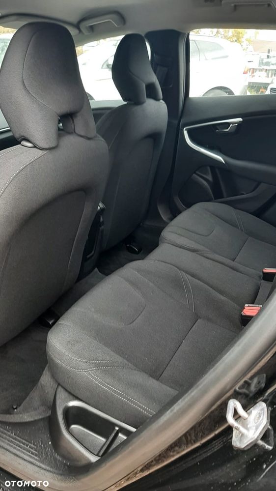 Volvo V40 D3 - 17