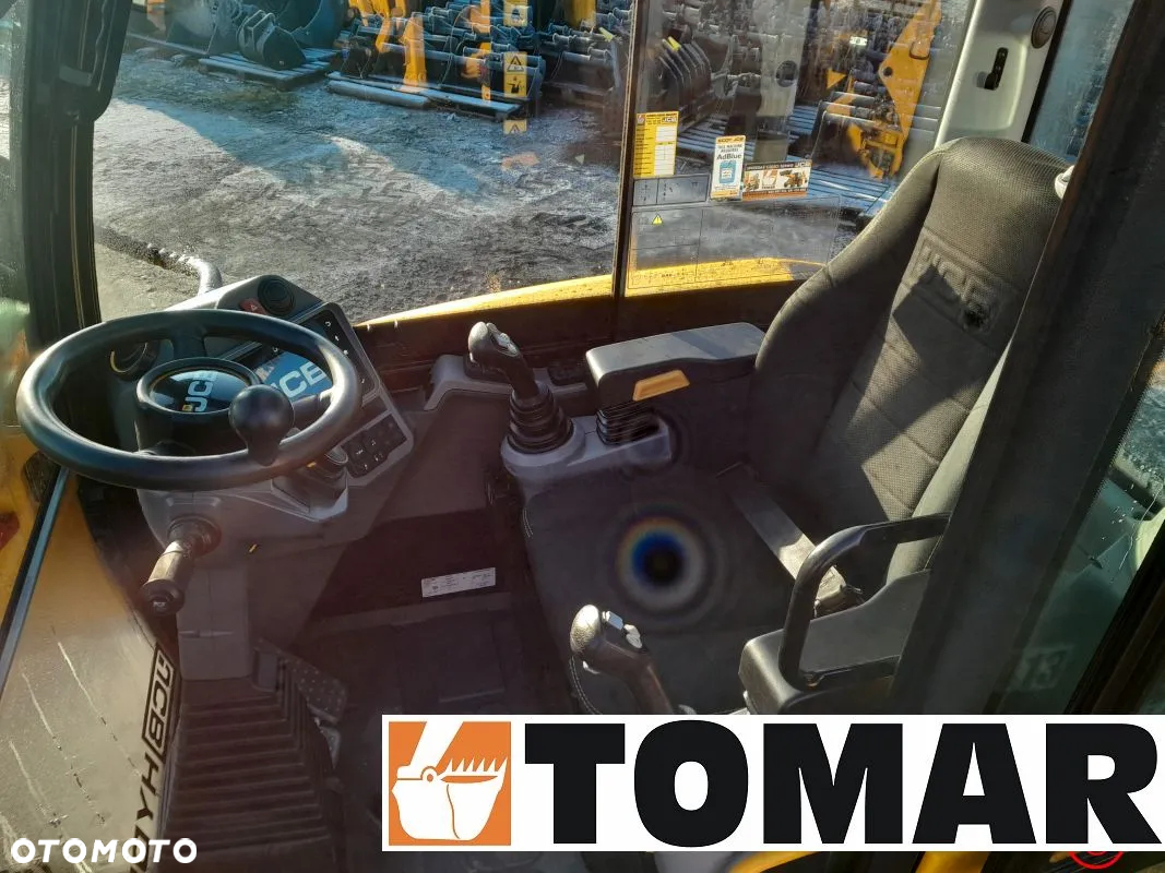 JCB HYDRADIG 110W - 27