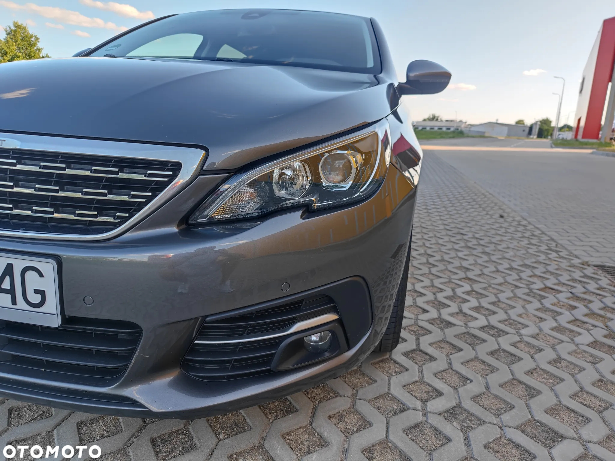 Peugeot 308 1.5 BlueHDi Allure Pack S&S - 10