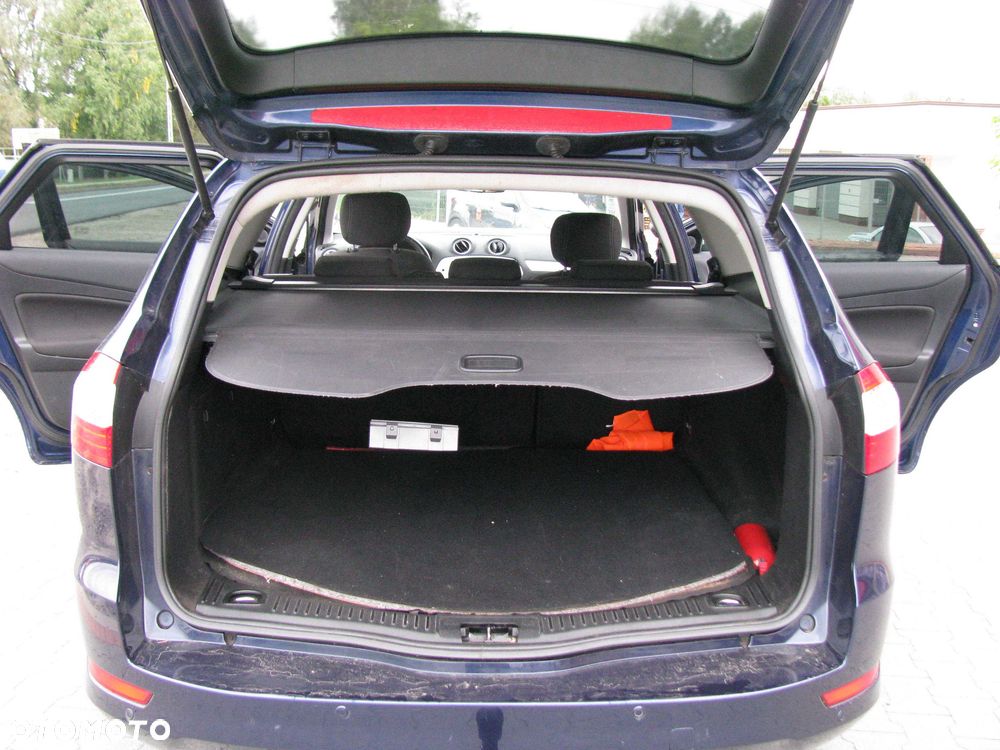 Ford Mondeo - 13