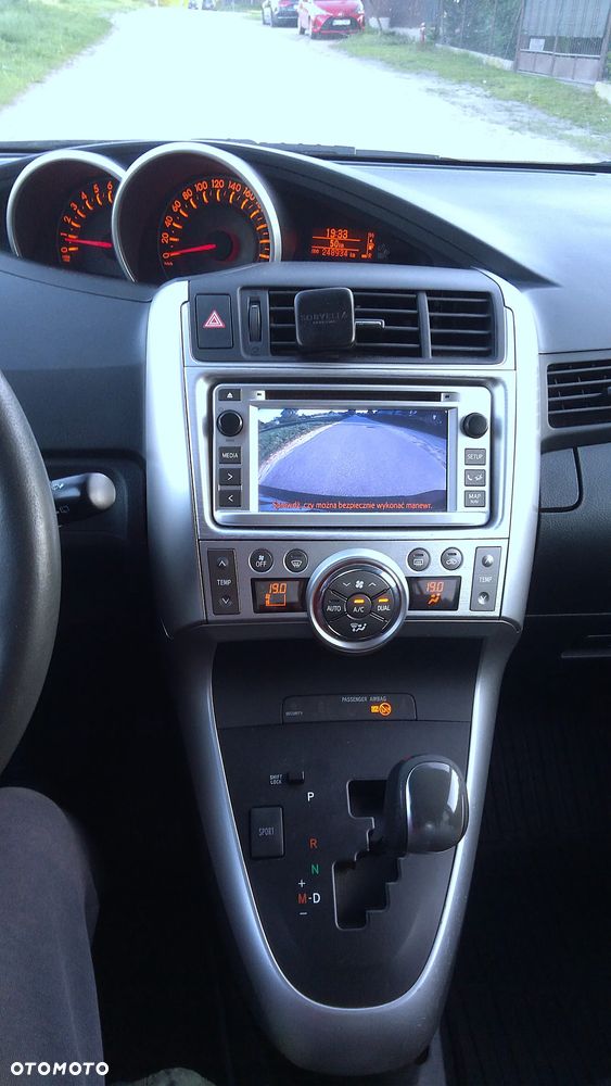 Toyota Verso 1.8 Multidrive Edition - 14
