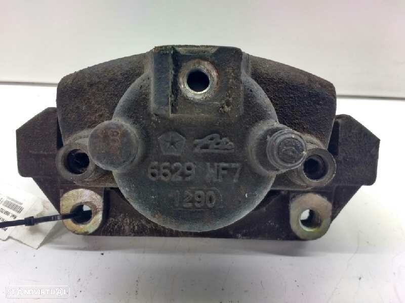 PINÇA TRAVÃO FRONTAL DIREITA CHRYSLER VOYAGER IV 2002 -6629WF7 - 2