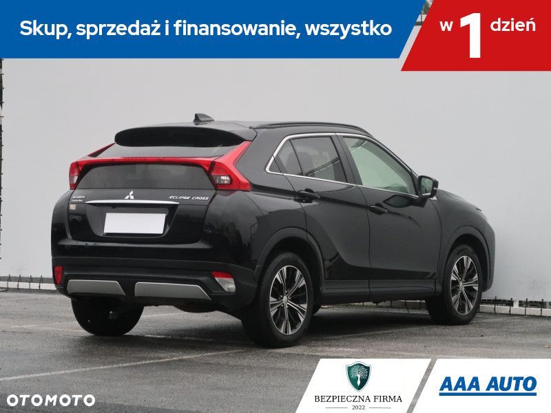 Mitsubishi Eclipse Cross - 6