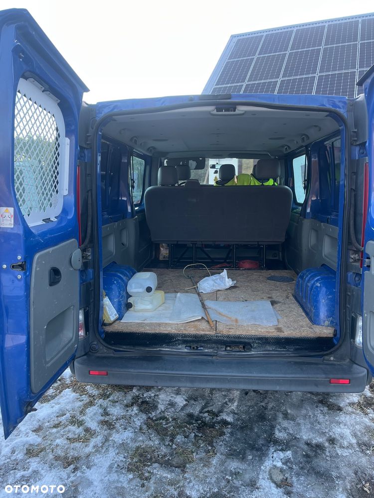 Opel Vivaro L2H1 2.9t - 10