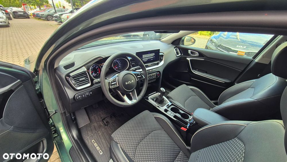 Kia Ceed 1.5 T-GDI Tribute - 11