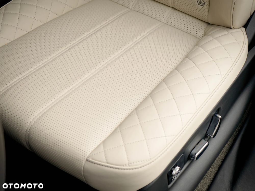 Bentley Bentayga W12 - 33