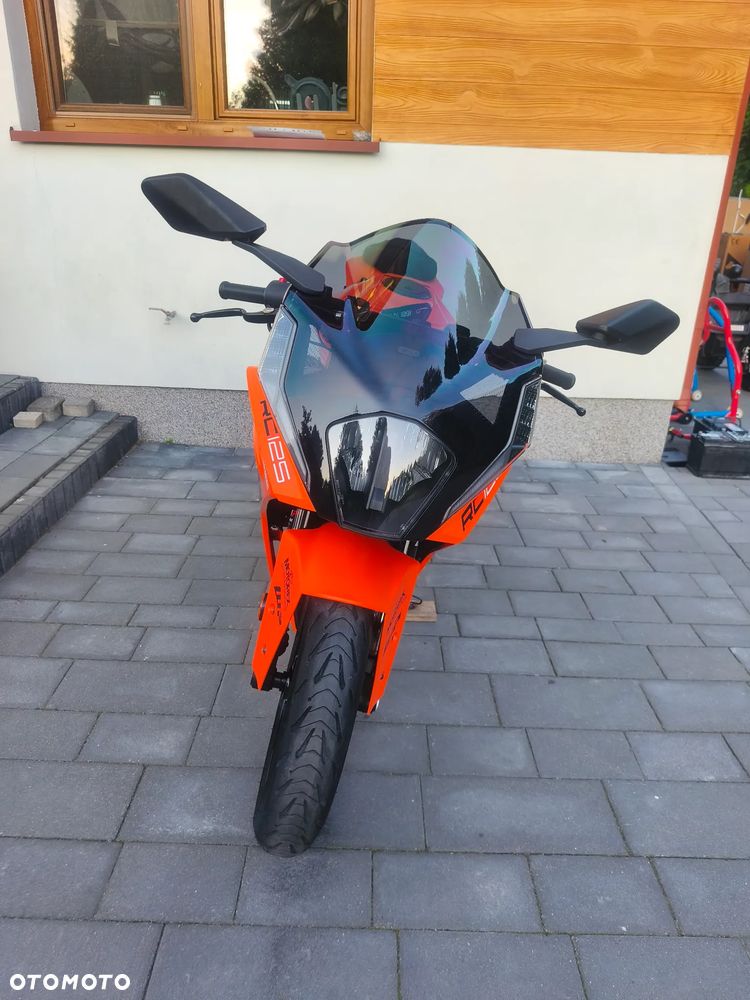 KTM RC 125 - 9
